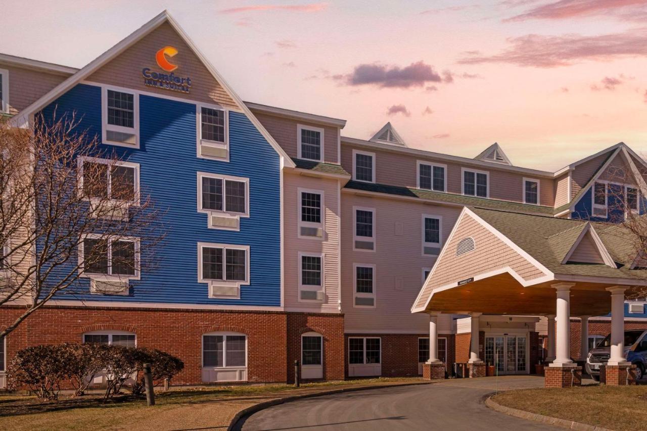 Comfort Inn & Suites Dover-Portsmouth Bagian luar foto
