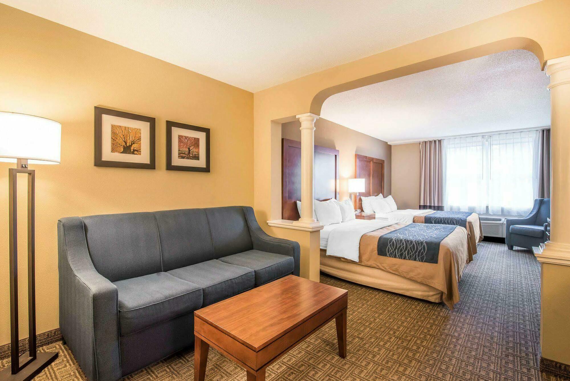 Comfort Inn & Suites Dover-Portsmouth Bagian luar foto