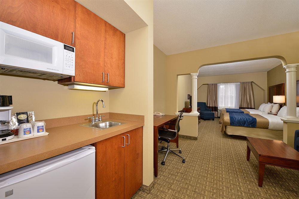 Comfort Inn & Suites Dover-Portsmouth Bagian luar foto